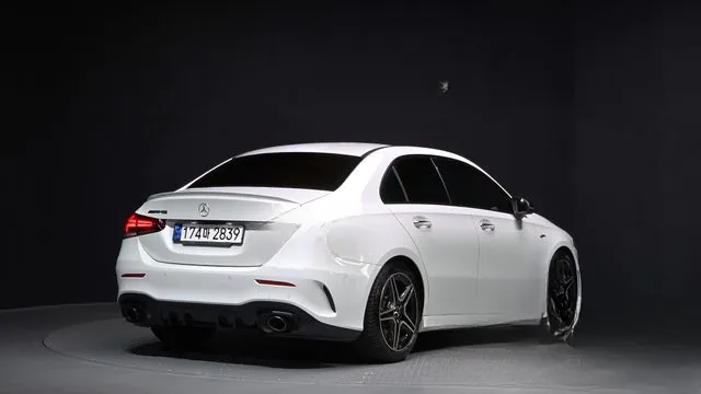 Mercedes-Benz A-Class 2022 AMG A35 4MATIC Sedan