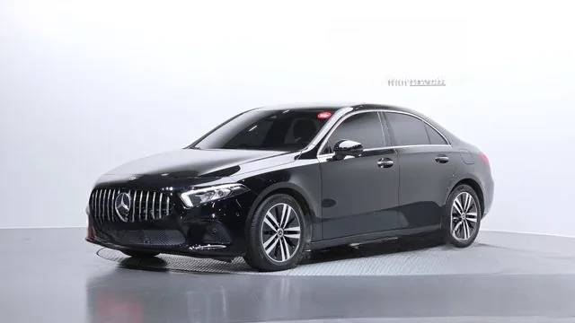 Mercedes-Benz A-Class 2023 A220 Sedan