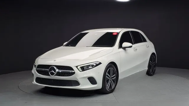 Mercedes-Benz A-Class 2023 A220 Hatchback