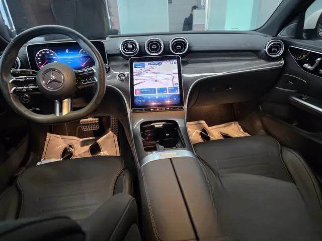 Mercedes-Benz C-Class 2023 C300 4MATIC AMG Line