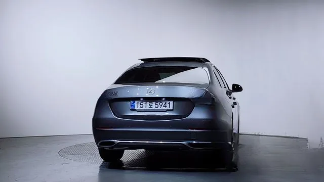 Mercedes-Benz C-Class 2022 C200 4MATIC Avantgarde