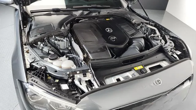 Mercedes-Benz C-Class 2022 C200 4MATIC Avantgarde
