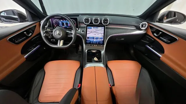 Mercedes-Benz C-Class 2023 C300 4MATIC AMG Line
