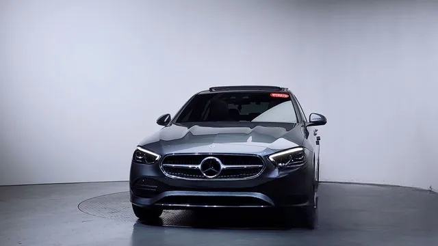 Mercedes-Benz C-Class 2022 C200 4MATIC Avantgarde