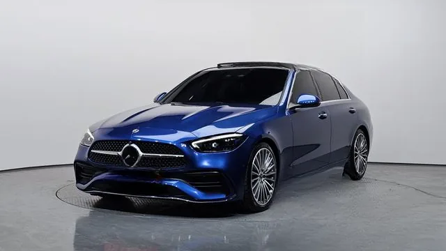 Mercedes-Benz C-Class 2023 C300 4MATIC AMG Line