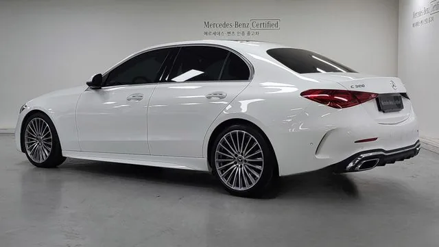 Mercedes-Benz C-Class 2023 C300 4MATIC AMG Line