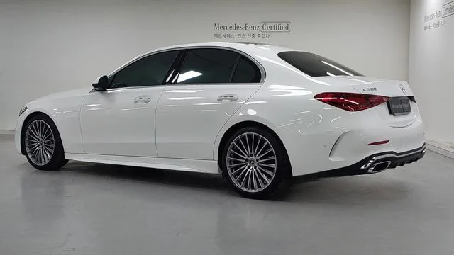 Mercedes-Benz C-Class 2023 C300 4MATIC AMG Line