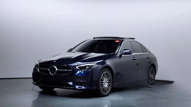 Mercedes-Benz C-Class 2022 C200 4MATIC Avantgarde