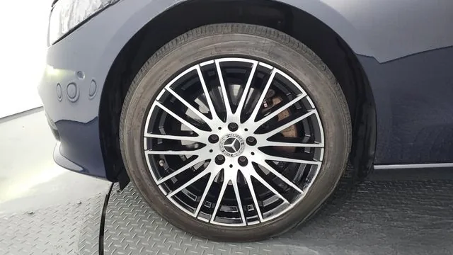 Mercedes-Benz C-Class 2022 C200 4MATIC Avantgarde