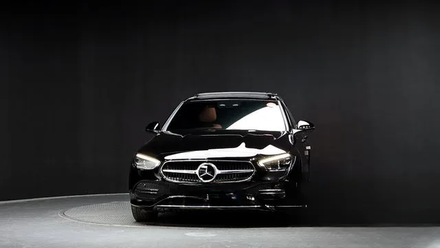 Mercedes-Benz C-Class 2023 C300 4MATIC Avantgarde