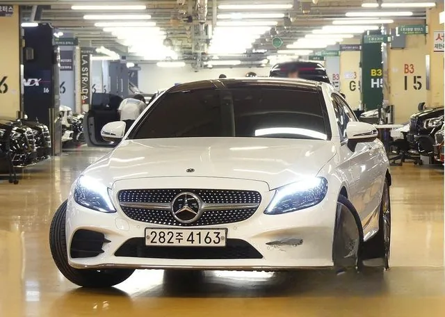 Mercedes-Benz C-Class 2023 C200 Coupe