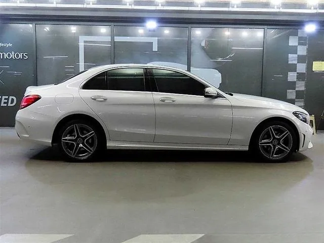 Mercedes-Benz C-Class 2021 C200 AMG Line