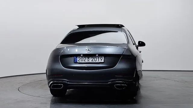 Mercedes-Benz C-Class 2023 C300 4MATIC AMG Line