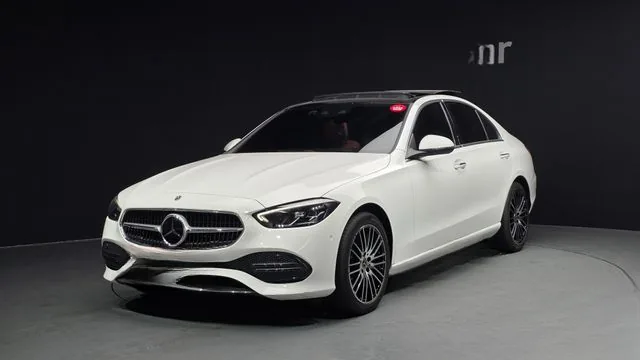 Mercedes-Benz C-Class 2023 C200 Avantgarde
