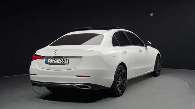 Mercedes-Benz C-Class 2023 C200 Avantgarde