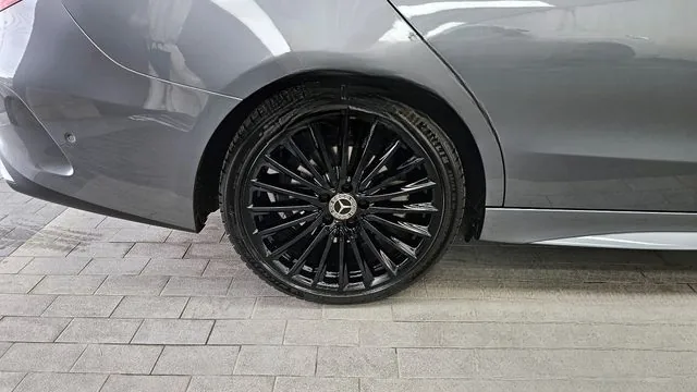 Mercedes-Benz C-Class 2023 C300 4MATIC AMG Line