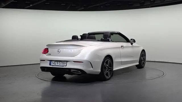 Mercedes-Benz C-Class 2023 C200 Cabriolet