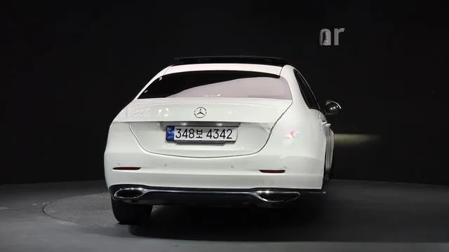 Mercedes-Benz C-Class 2023 C300 4MATIC Avantgarde