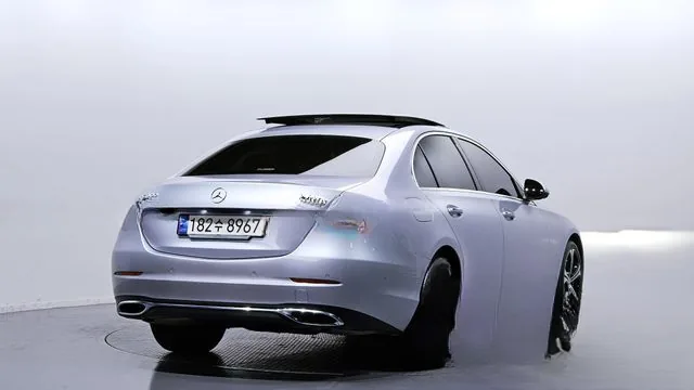 Mercedes-Benz C-Class 2023 C300 4MATIC Avantgarde