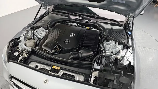 Mercedes-Benz C-Class 2023 C300 4MATIC Avantgarde