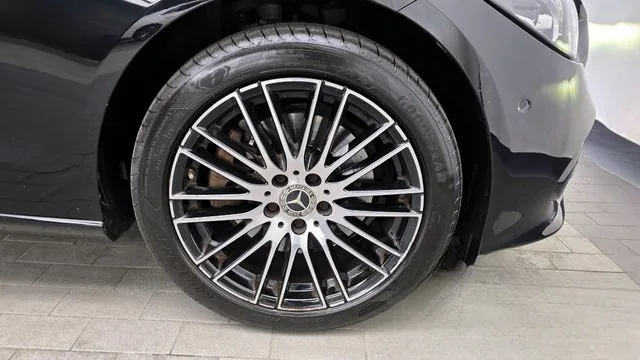 Mercedes-Benz C-Class 2022 C200 4MATIC Avantgarde