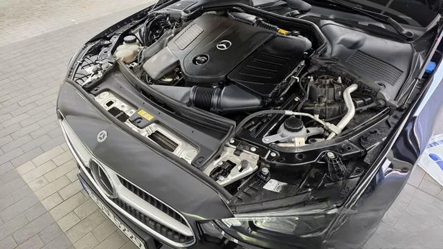 Mercedes-Benz C-Class 2022 C200 4MATIC Avantgarde
