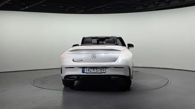 Mercedes-Benz C-Class 2023 C200 Cabriolet