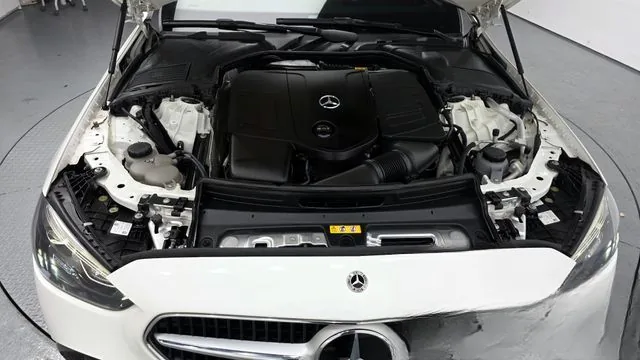 Mercedes-Benz C-Class 2022 C200 4MATIC Avantgarde