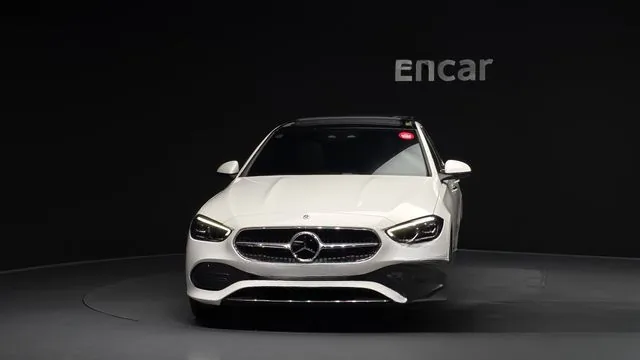 Mercedes-Benz C-Class 2022 C200 4MATIC Avantgarde