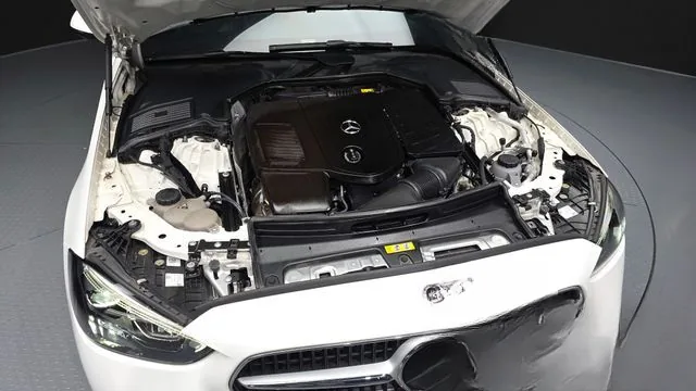 Mercedes-Benz C-Class 2022 C200 4MATIC Avantgarde