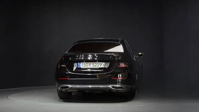 Mercedes-Benz C-Class 2022 C200 4MATIC Avantgarde
