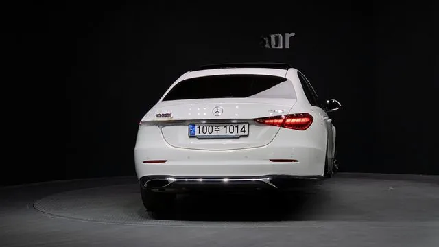 Mercedes-Benz C-Class 2023 C300 4MATIC Avantgarde