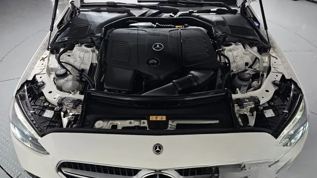 Mercedes-Benz C-Class 2023 C300 4MATIC Avantgarde