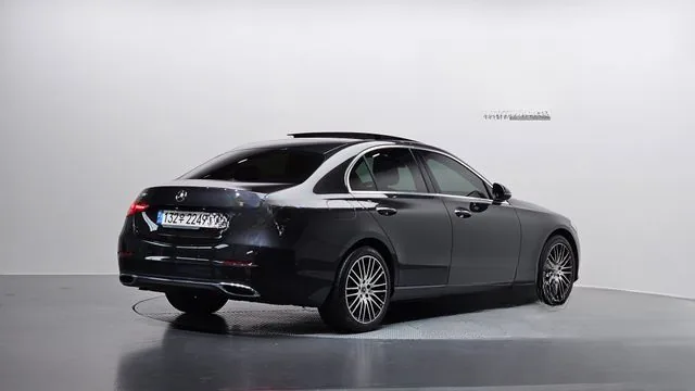 Mercedes-Benz C-Class 2022 C200 4MATIC Avantgarde