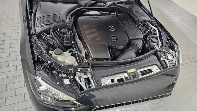 Mercedes-Benz C-Class 2022 C200 4MATIC Avantgarde