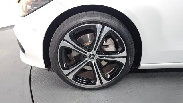 Mercedes-Benz C-Class 2023 C300 4MATIC Avantgarde
