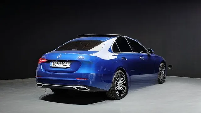 Mercedes-Benz C-Class 2022 C200 4MATIC Avantgarde