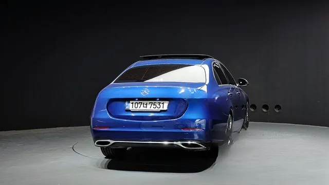 Mercedes-Benz C-Class 2022 C200 4MATIC Avantgarde